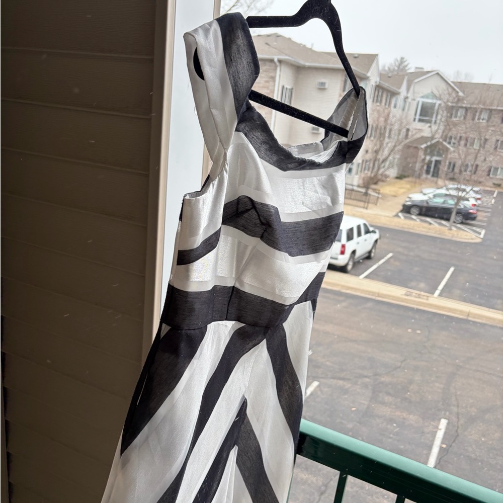 Adrianna Papell Black and White One-Shoulder A-Line Gown - Picture 9 of 15